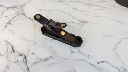 FlipJaw - Magnet Fidget Toy