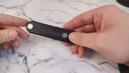 FlipJaw - Magnet Fidget Toy